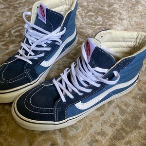 Vans sk8-hi navy and blue lace up shoes 7.5
